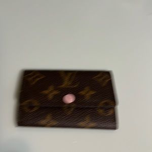 Louis Vuitton 6 Key Holder
